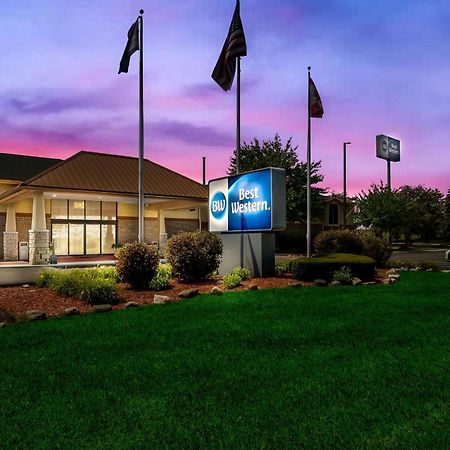 Best Western Detroit リボーニア エクステリア 写真
