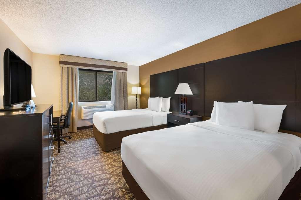 Best Western Detroit リボーニア 部屋 写真